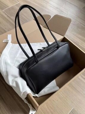 Black Leather Laptop Shoulder Bag with Dual Straps